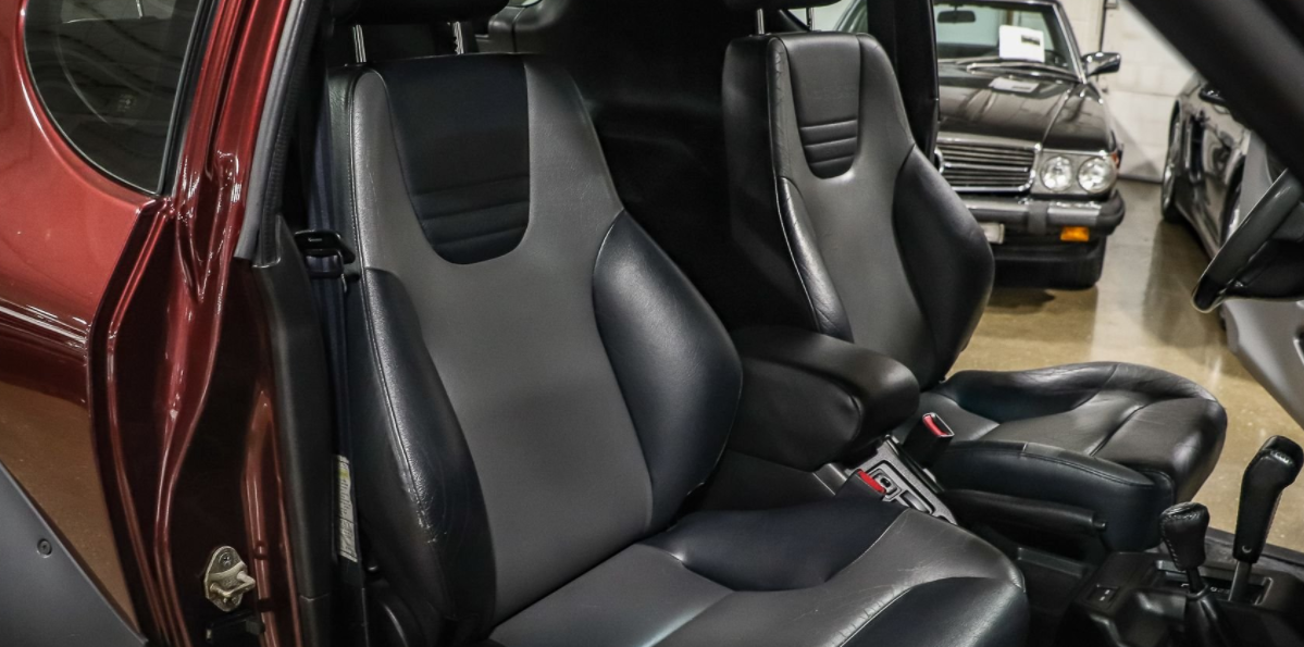 Sold: 2001 Isuzu VehiCROSS S