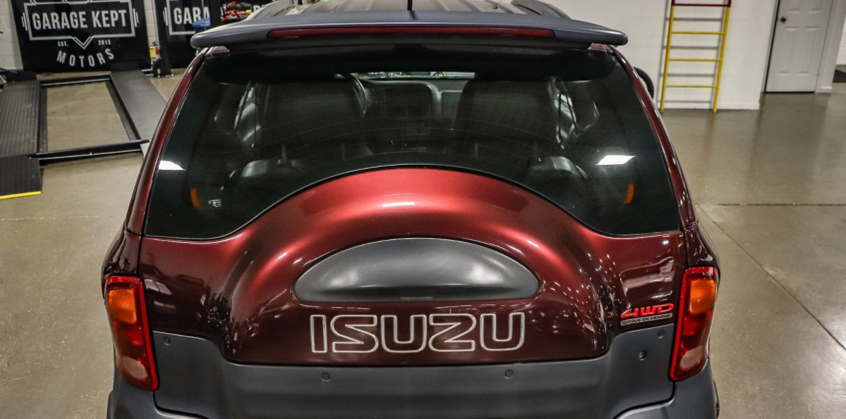 Sold: 2001 Isuzu VehiCROSS S