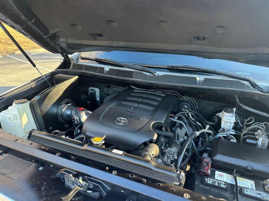 Sold: 2016 Toyota Tundra SR5 Double Cab