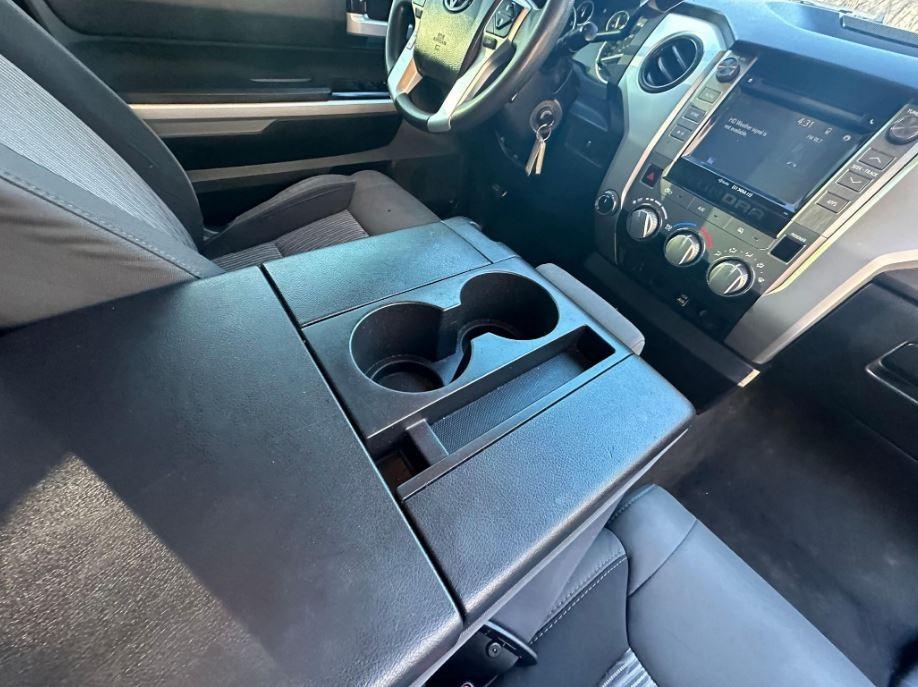 Sold: 2016 Toyota Tundra SR5 Double Cab