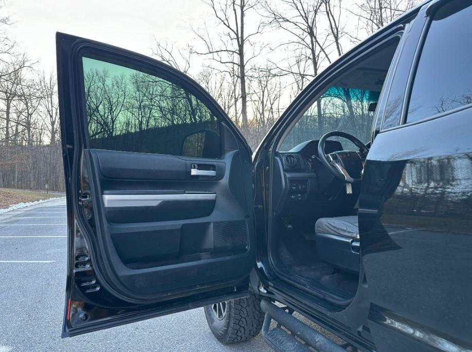 Sold: 2016 Toyota Tundra SR5 Double Cab