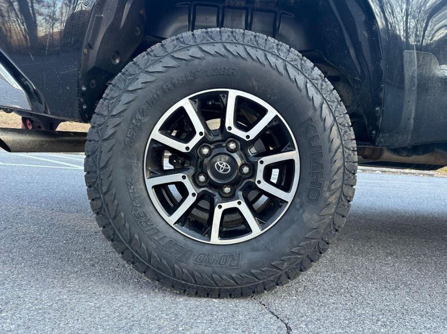 Sold: 2016 Toyota Tundra SR5 Double Cab