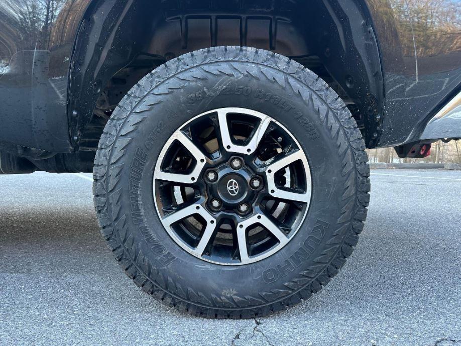 Sold: 2016 Toyota Tundra SR5 Double Cab