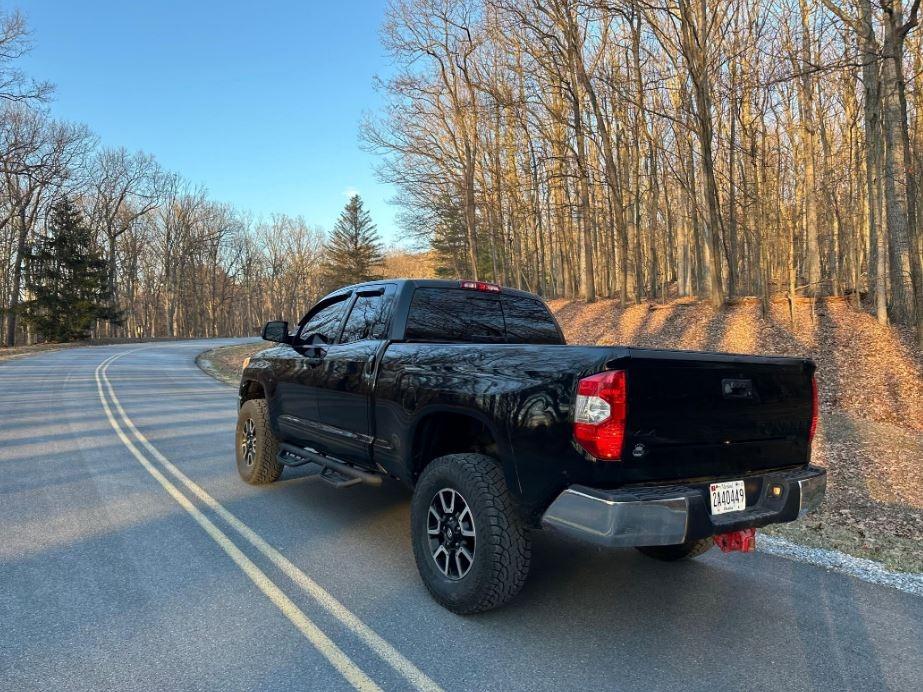 Sold: 2016 Toyota Tundra SR5 Double Cab