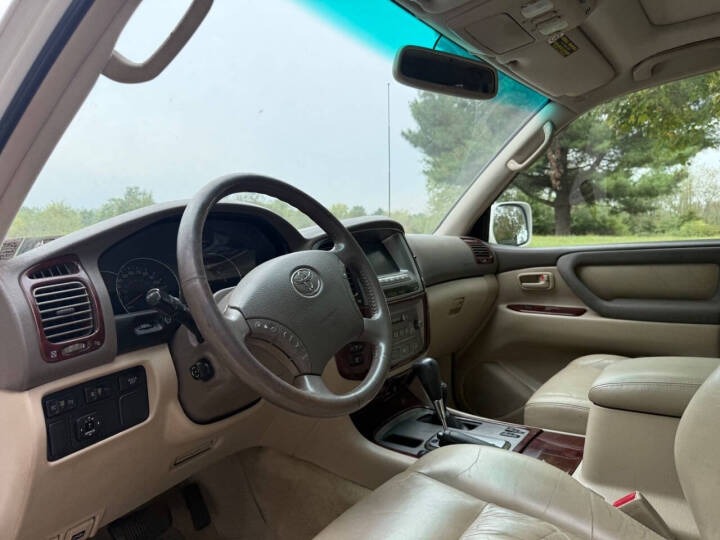 2004 Toyota Land Cruiser