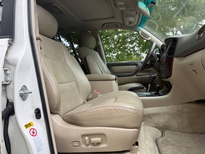 2004 Toyota Land Cruiser