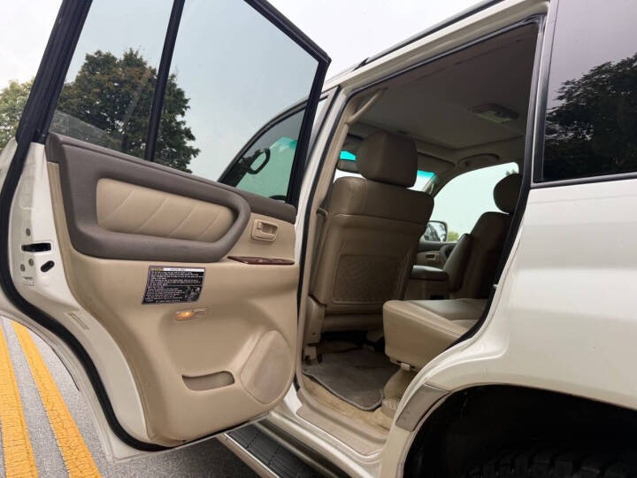 2004 Toyota Land Cruiser