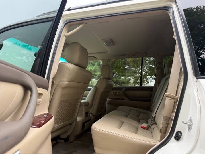 2004 Toyota Land Cruiser