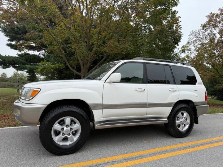 2004 Toyota Land Cruiser - 2