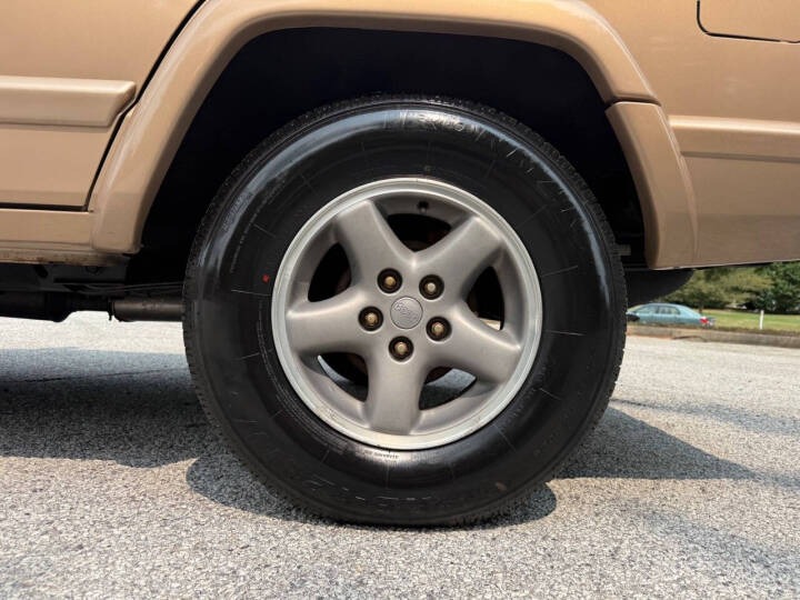 70k-Mile 1999 Jeep Cherokee