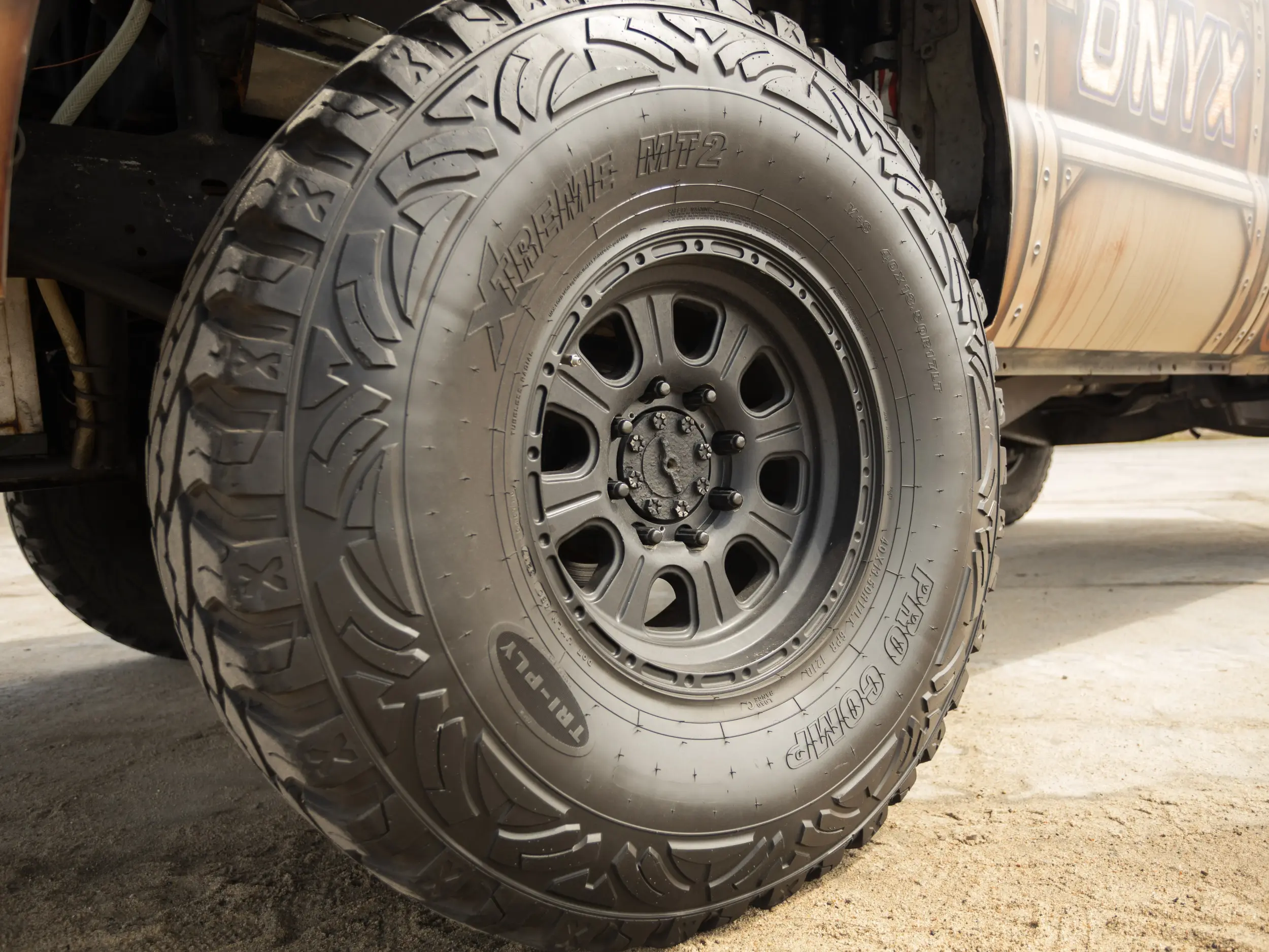 2000 Ford Excursion Desert Race Truck