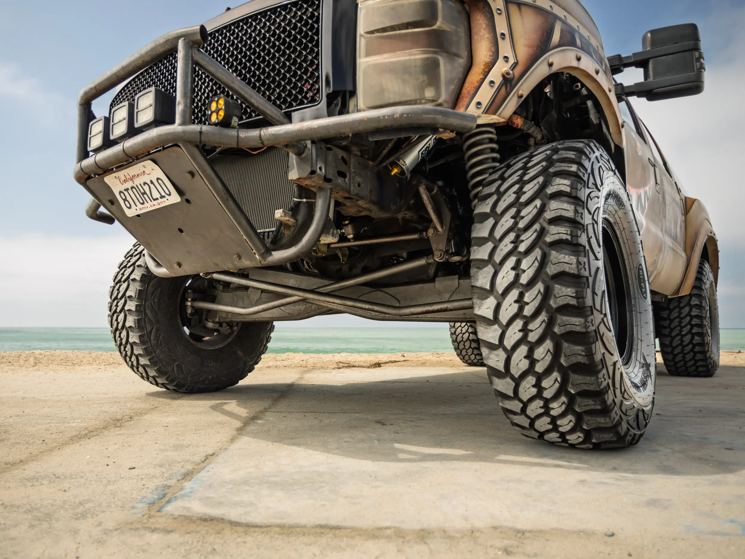 2000 Ford Excursion Desert Race Truck
