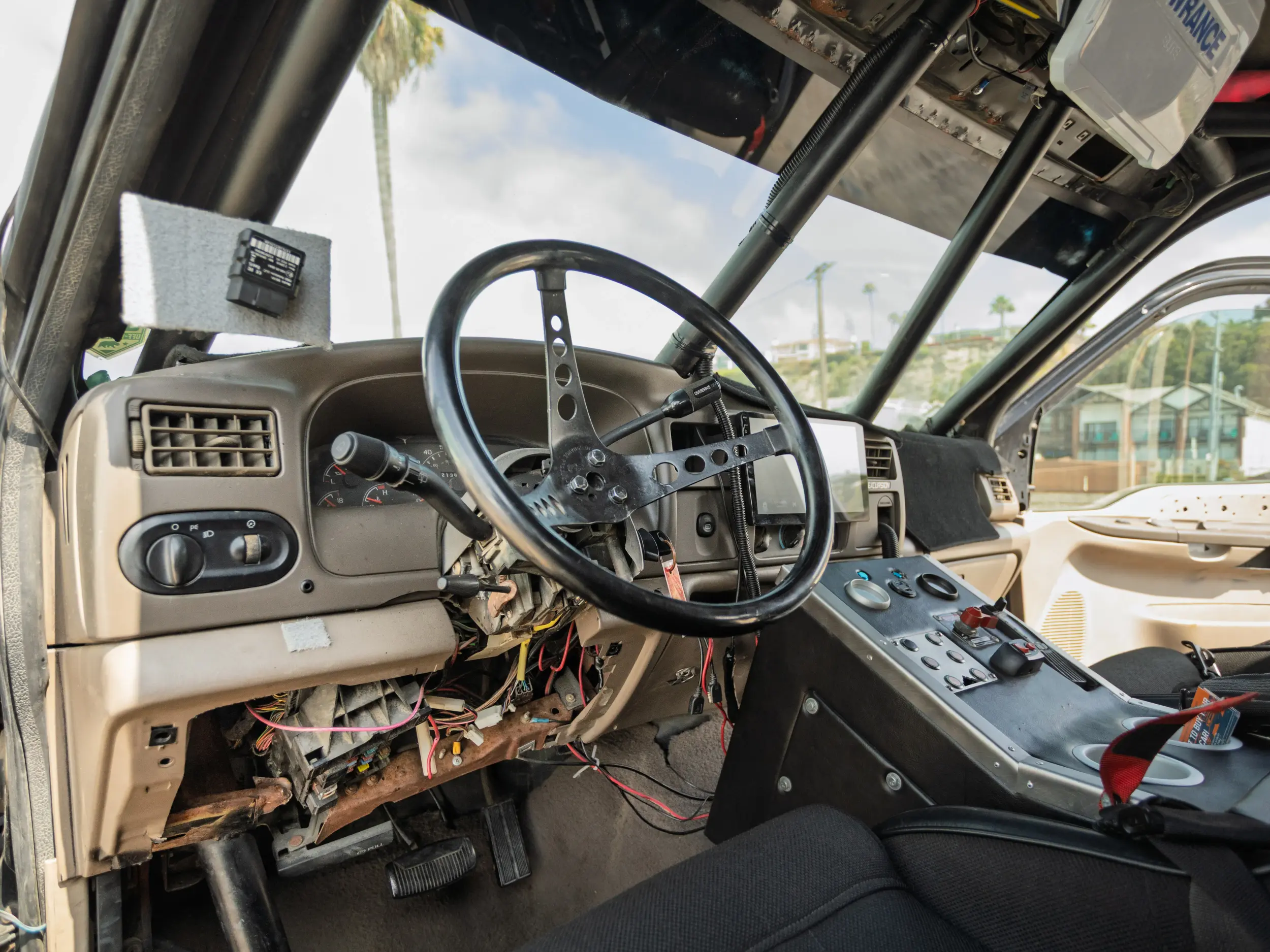 2000 Ford Excursion Desert Race Truck