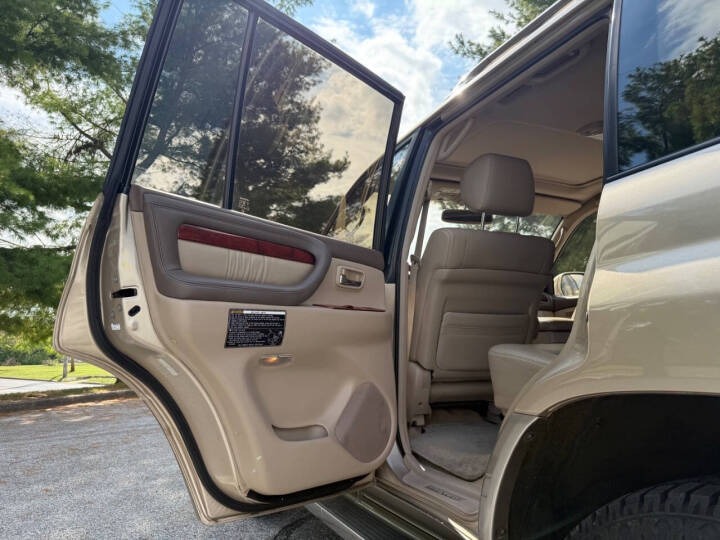 2001 Lexus LX 470