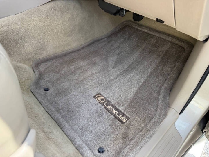 2001 Lexus LX 470