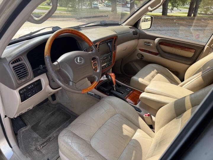 2001 Lexus LX 470
