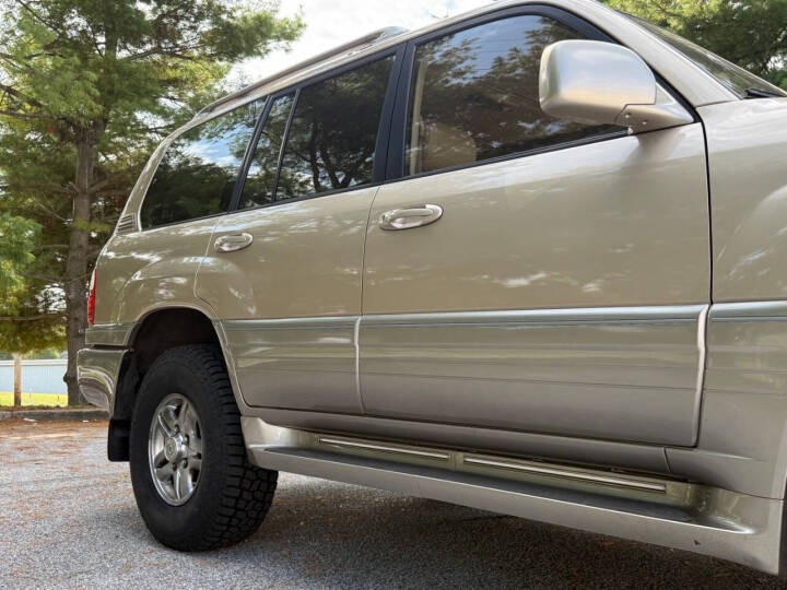 2001 Lexus LX 470