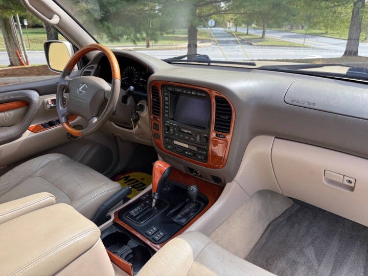 2001 Lexus LX 470