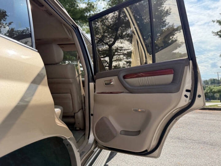 2001 Lexus LX 470