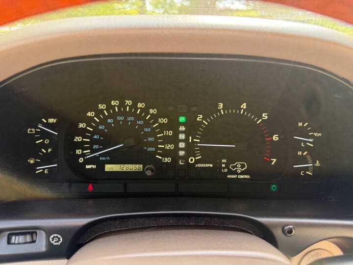 2001 Lexus LX 470