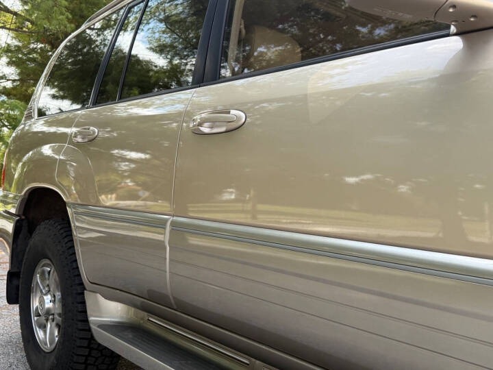 2001 Lexus LX 470