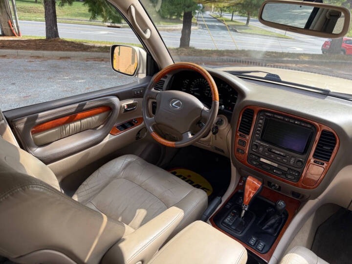 2001 Lexus LX 470