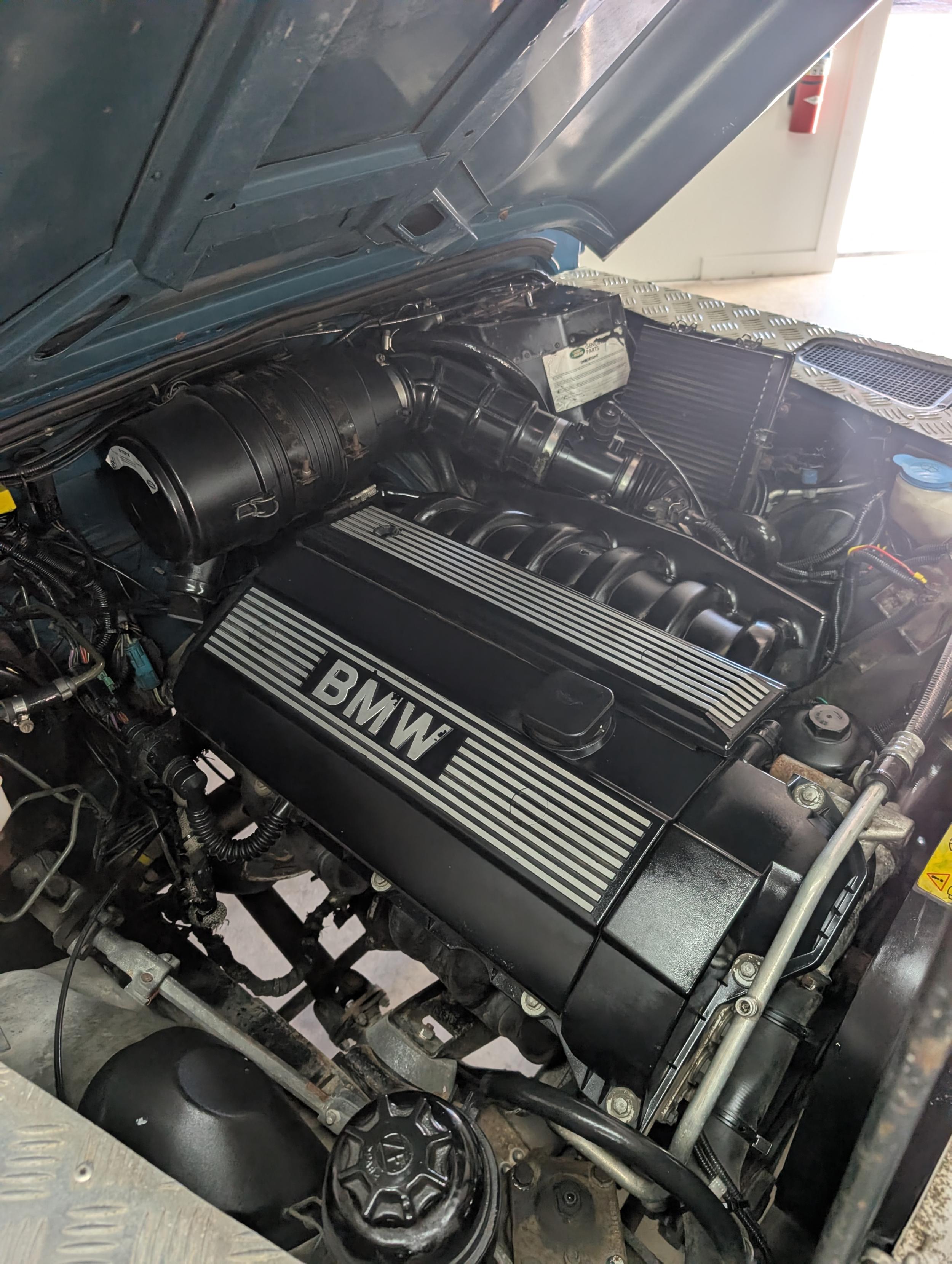 2000 Land Rover Defender 90 2.8i