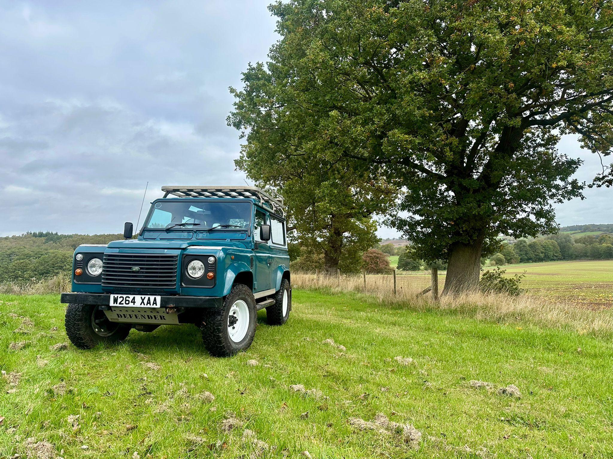 2000 Land Rover Defender 90