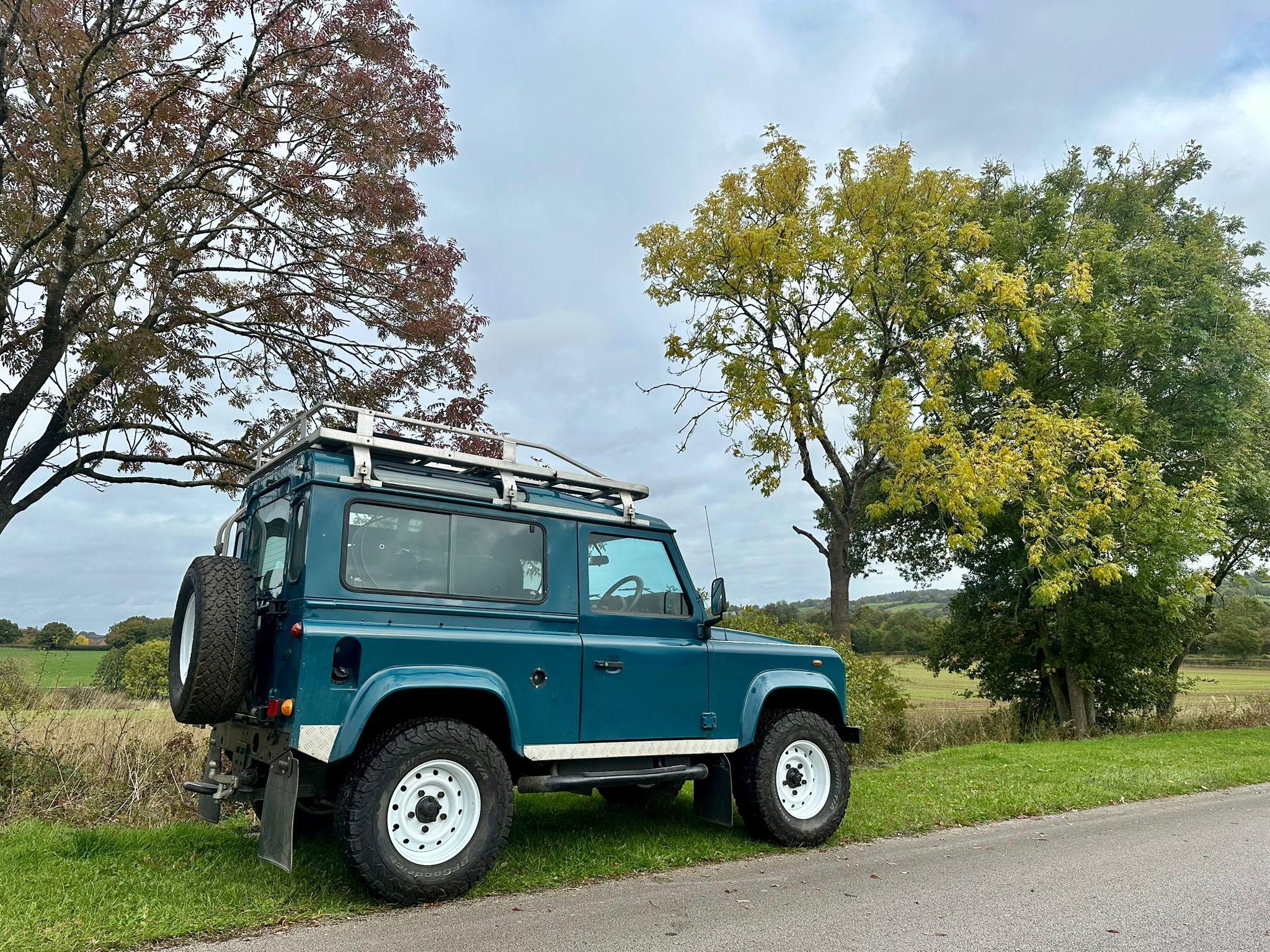 2000 Land Rover Defender 90