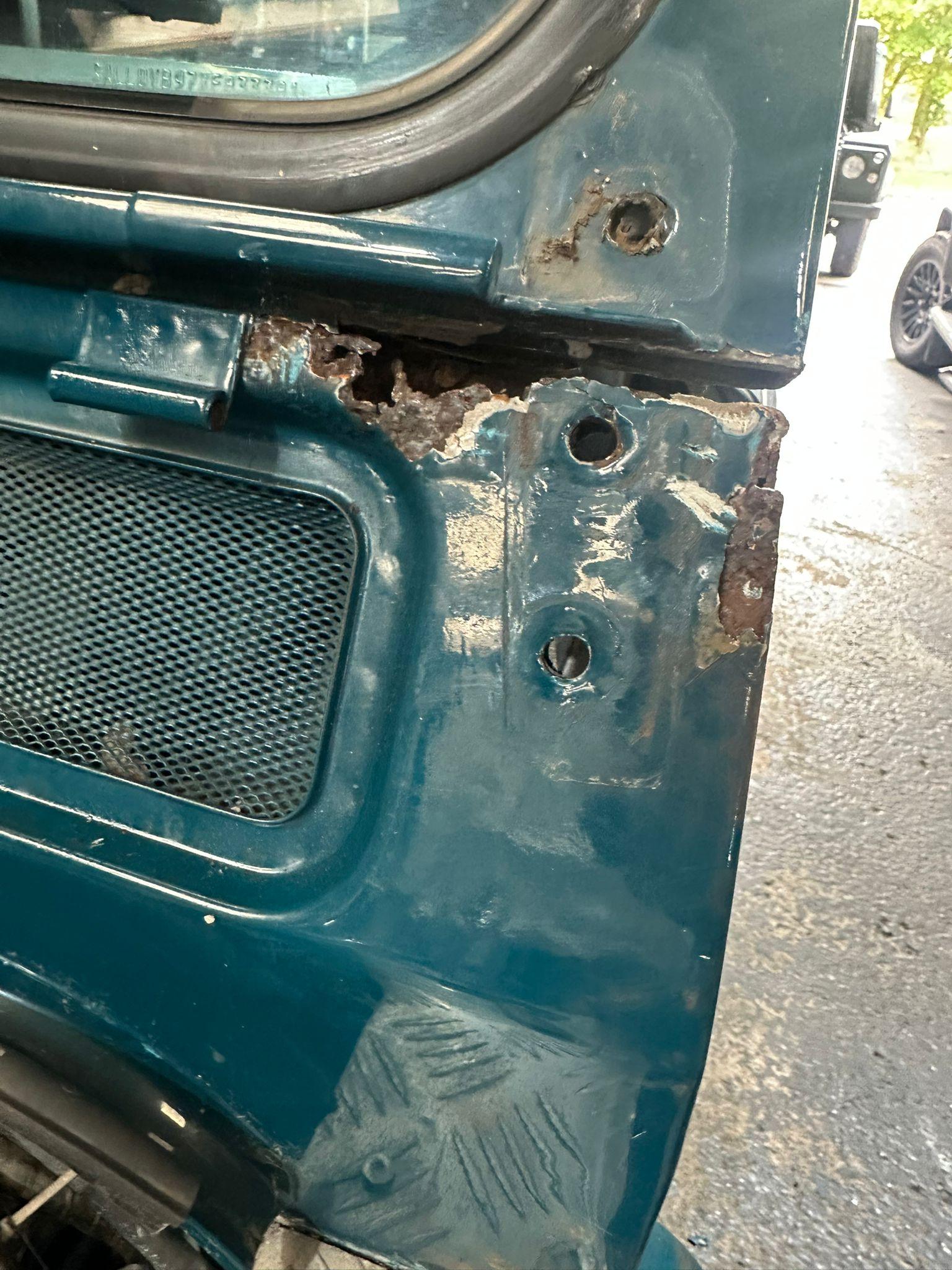 2000 Land Rover Defender 90