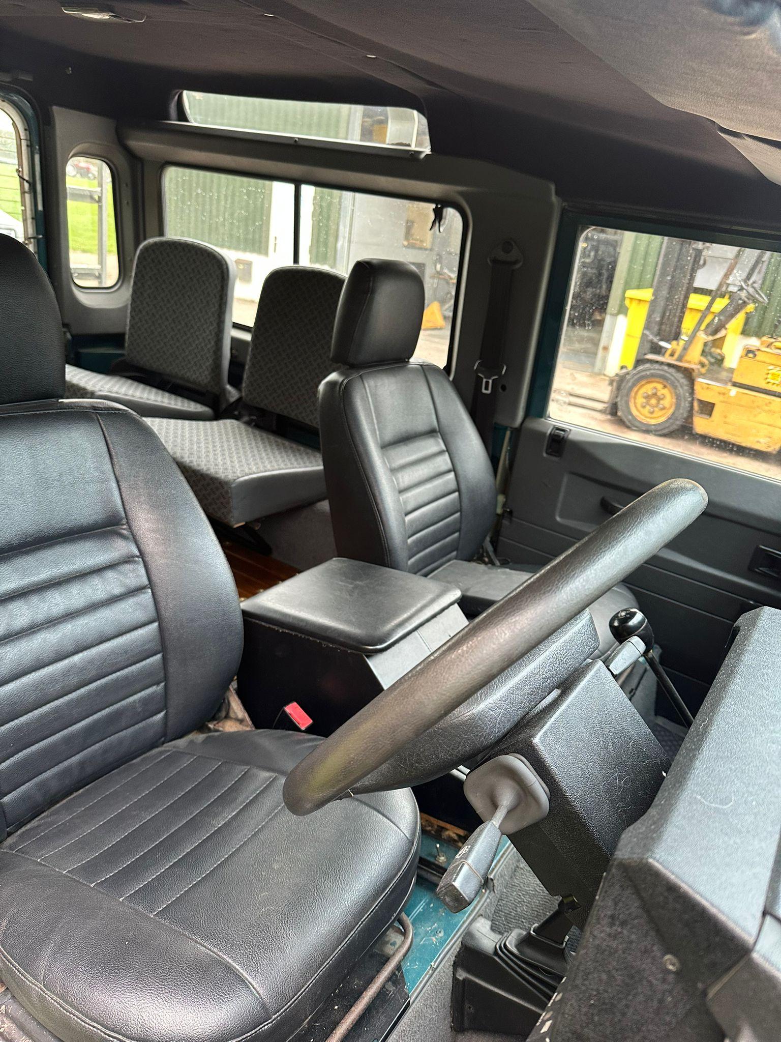 2000 Land Rover Defender 90
