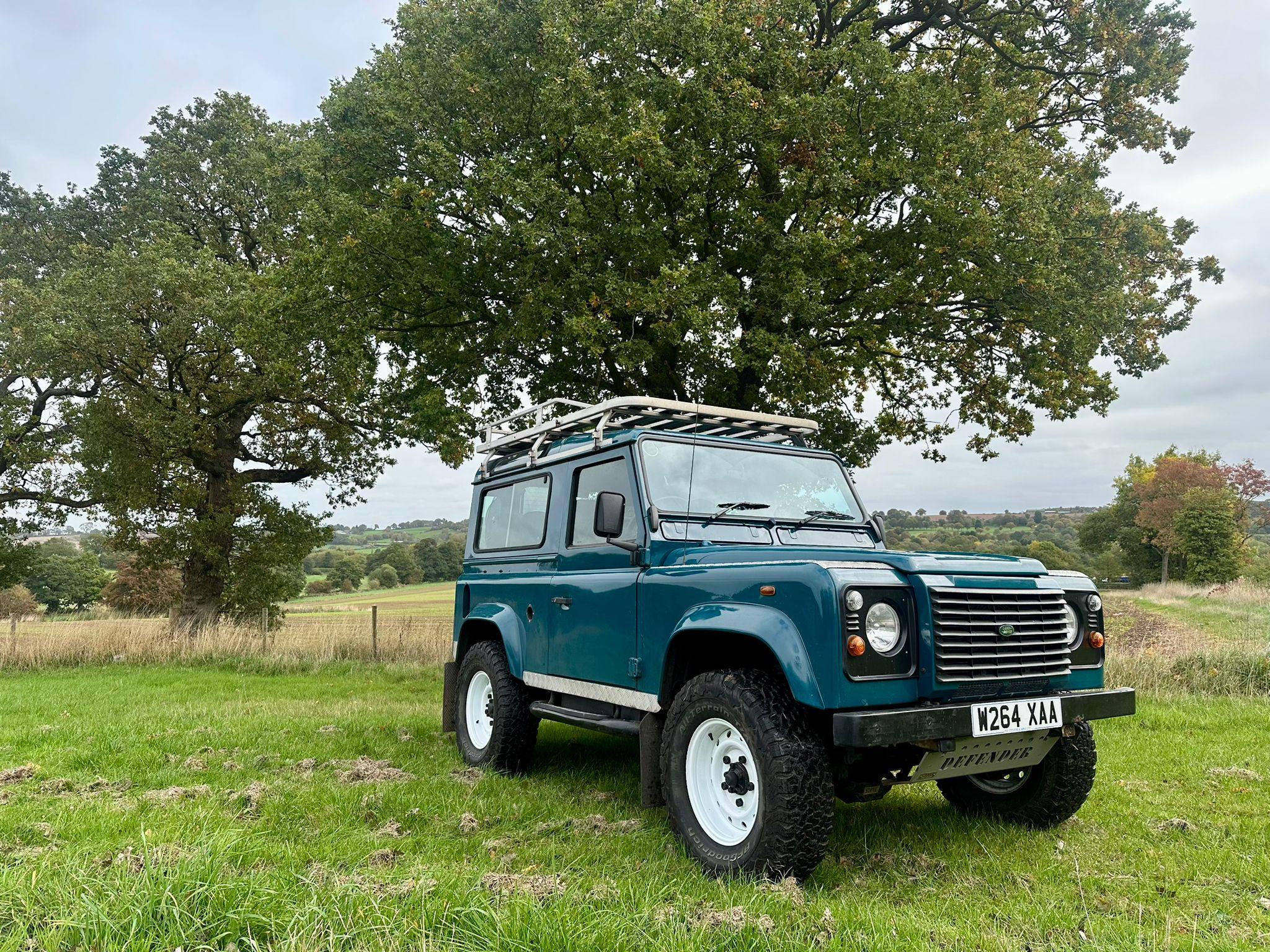 2000 Land Rover Defender 90 - 2