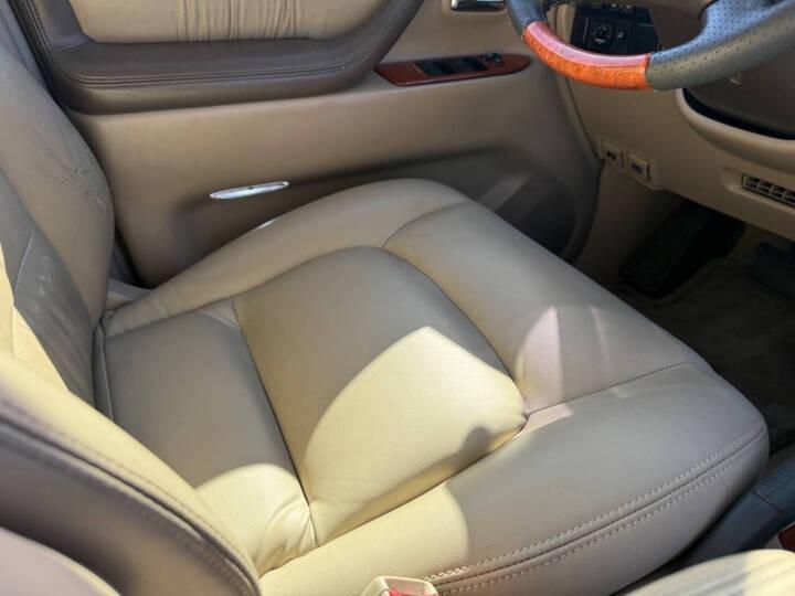 2000 Lexus LX 470