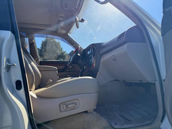 2000 Lexus LX 470