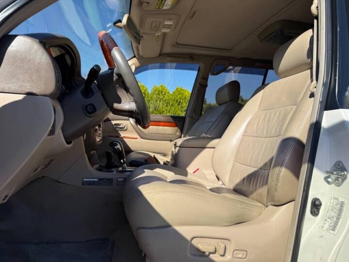 2000 Lexus LX 470