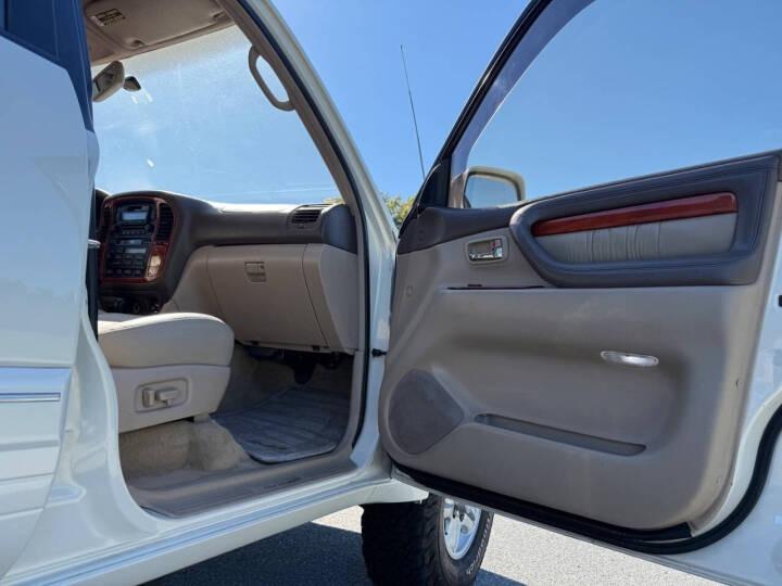2000 Lexus LX 470