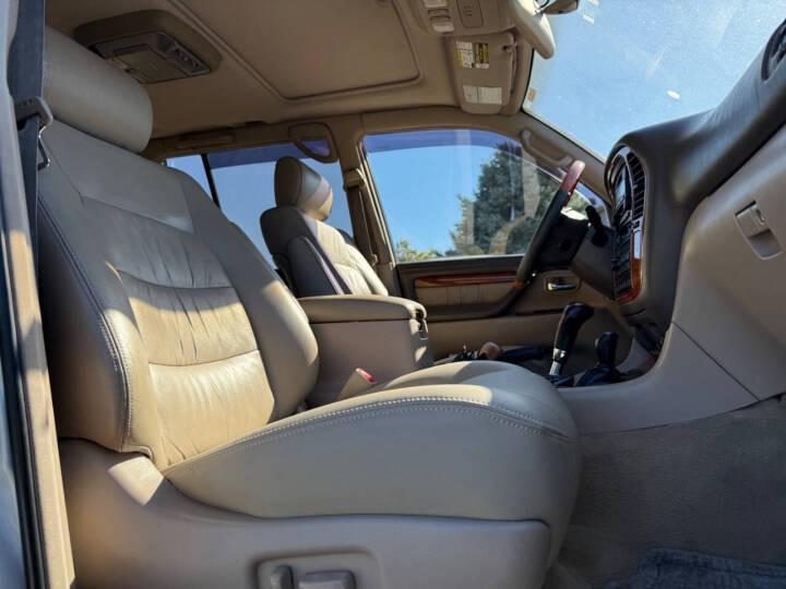 2000 Lexus LX 470