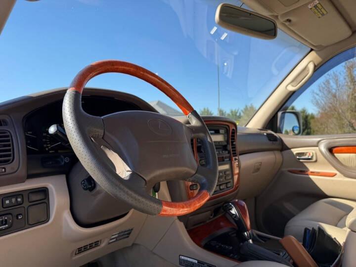 2000 Lexus LX 470
