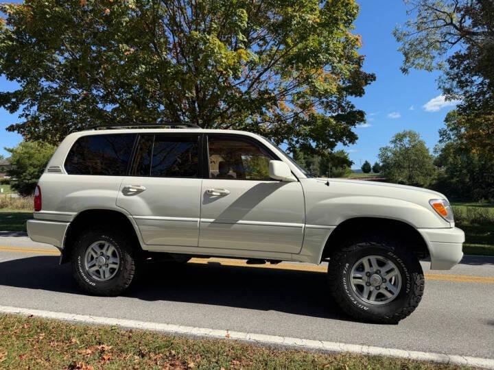 2000 Lexus LX 470