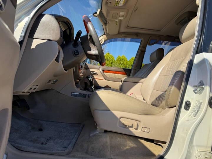 2000 Lexus LX 470