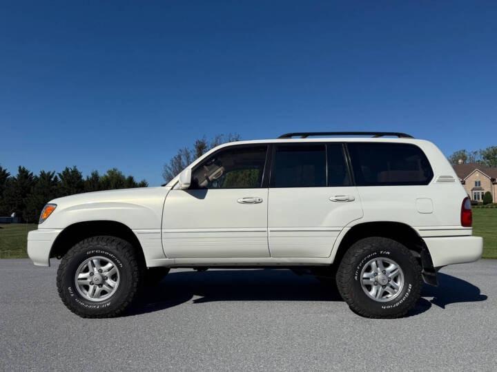  Lexus LX