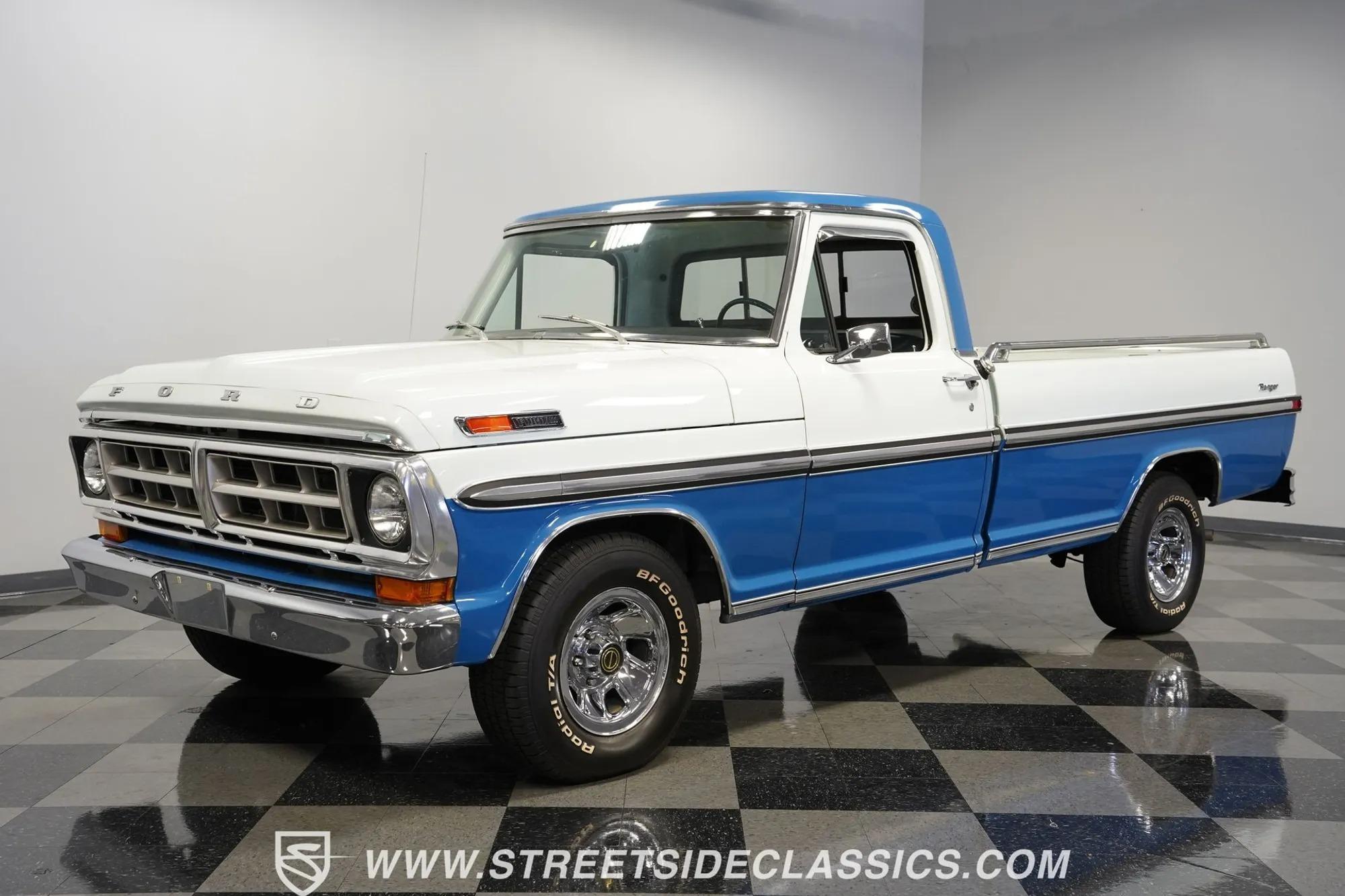  Ford F-100