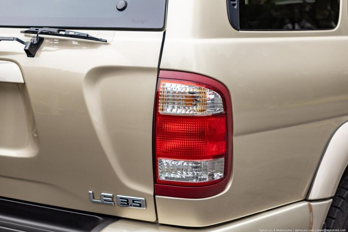 2001 Nissan Pathfinder LE 4×4