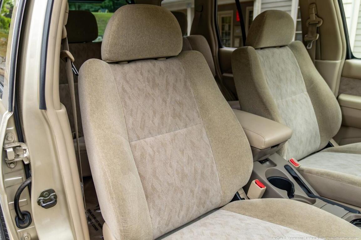 2001 Nissan Pathfinder LE 4×4