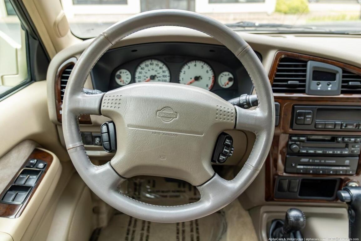 2001 Nissan Pathfinder LE 4×4