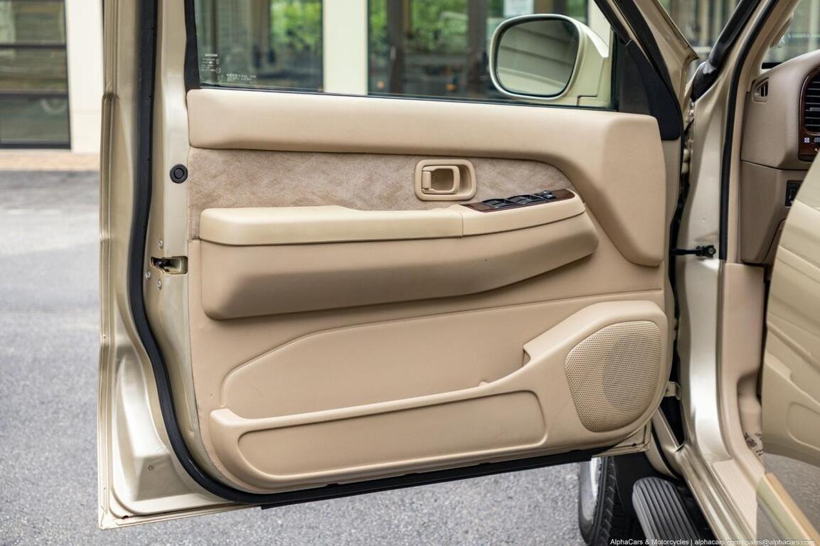 2001 Nissan Pathfinder LE 4×4