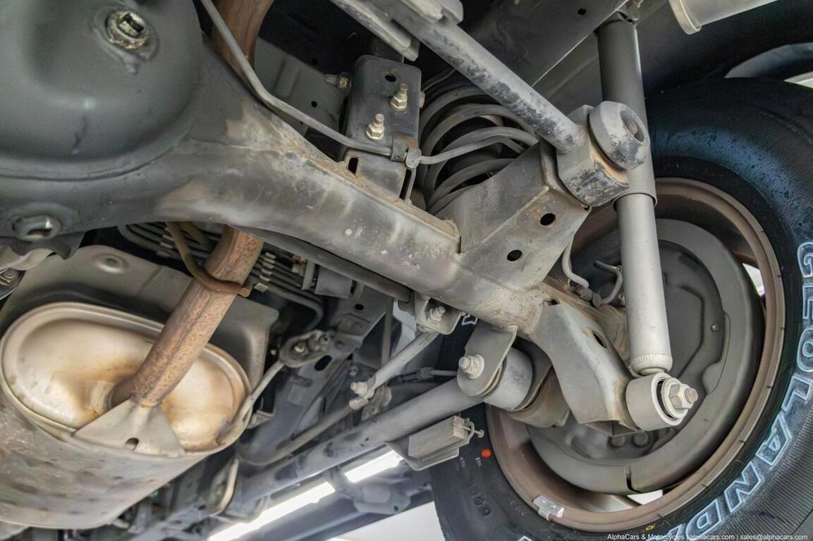 2001 Nissan Pathfinder LE 4×4