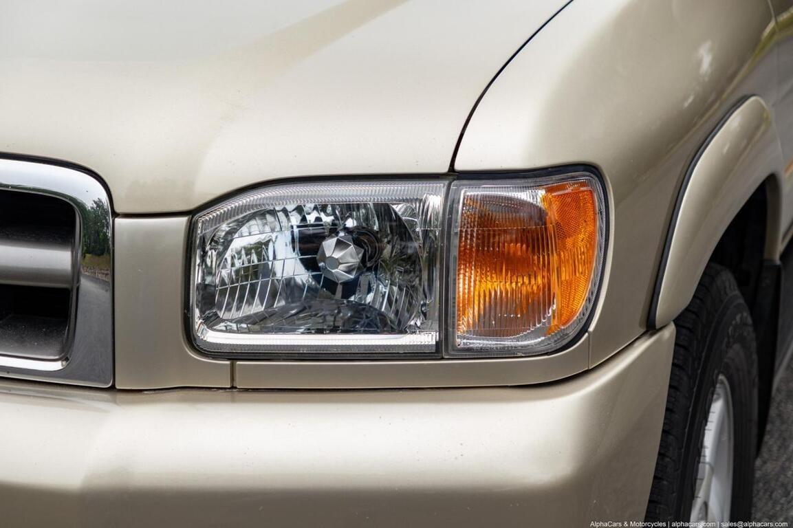 2001 Nissan Pathfinder LE 4×4
