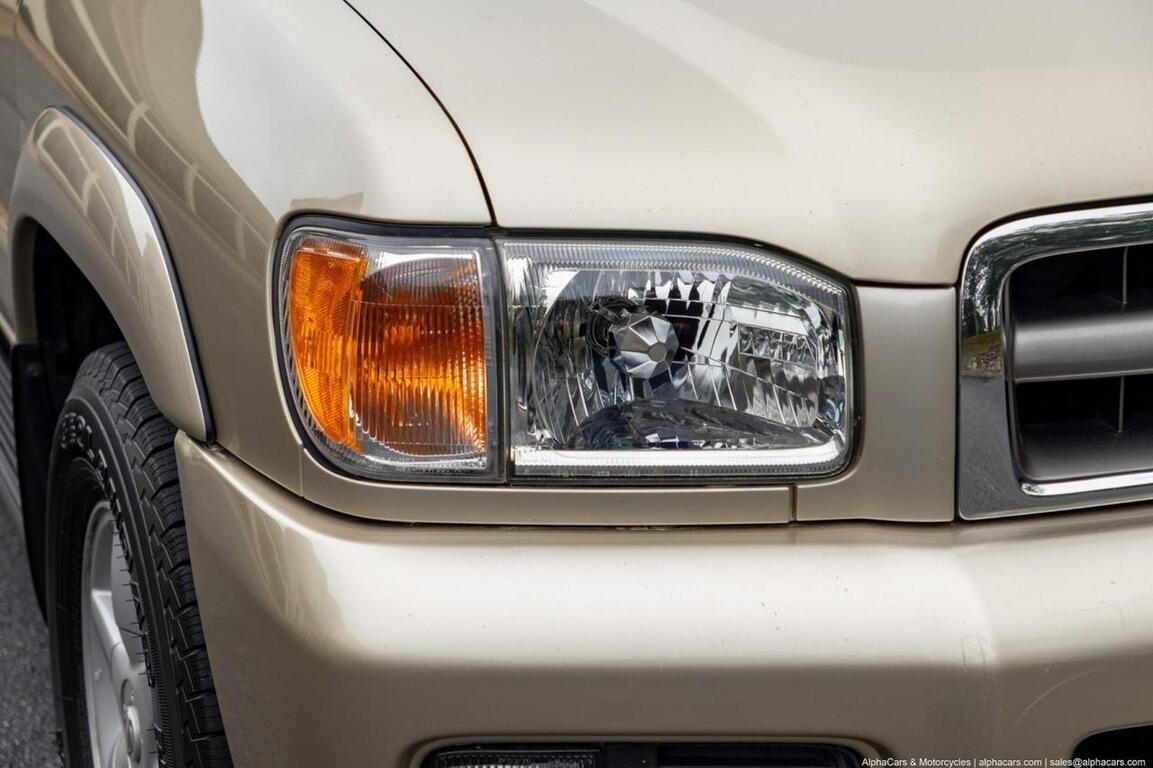 2001 Nissan Pathfinder LE 4×4