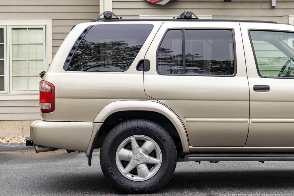 2001 Nissan Pathfinder LE 4×4 - 5